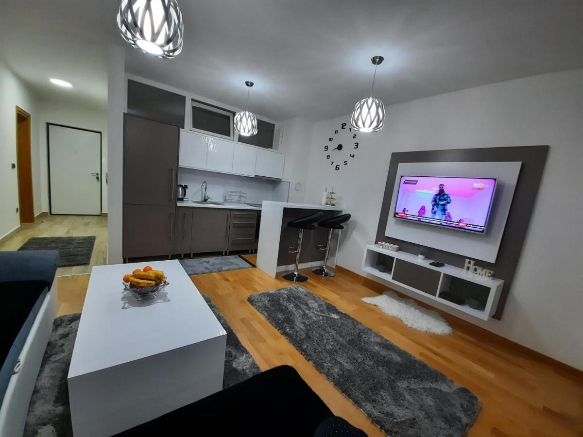 Apartman Bulevar Sarajevo - Free Parking 외부 사진