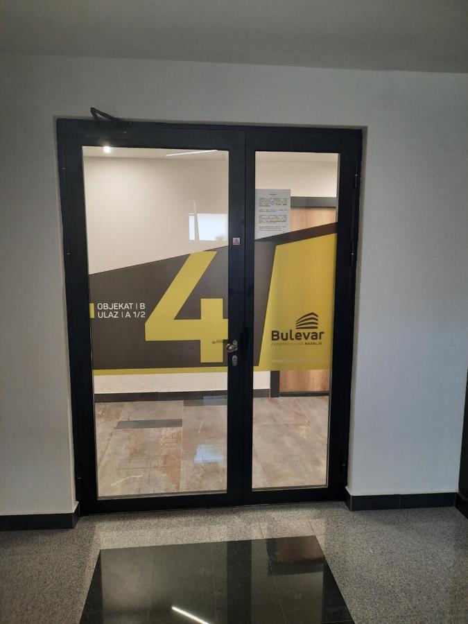 Apartman Bulevar Sarajevo - Free Parking 외부 사진
