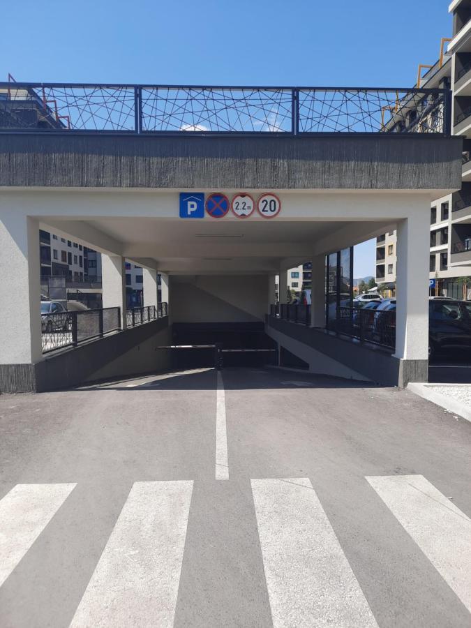 Apartman Bulevar Sarajevo - Free Parking 외부 사진
