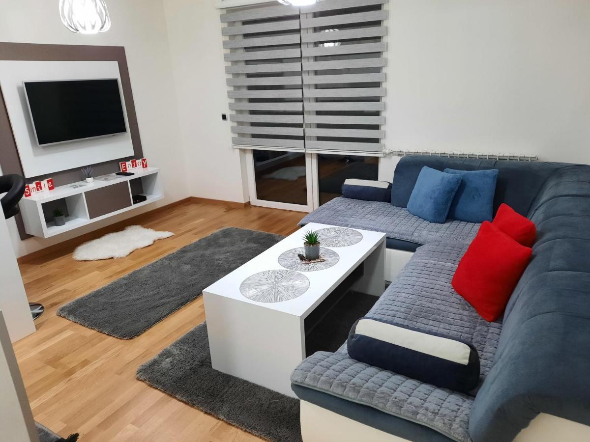 Apartman Bulevar Sarajevo - Free Parking 외부 사진